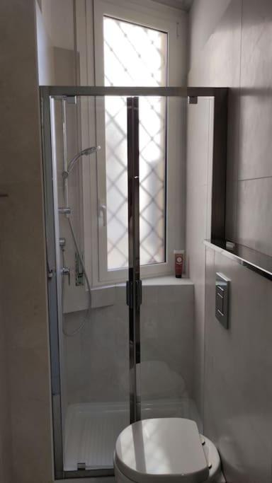 Appartamento Monolocale Intimo Con Terrazzino Milano Esterno foto